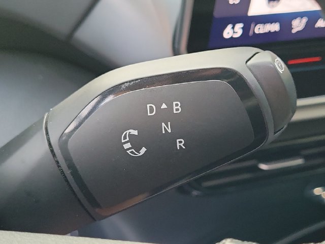 Certified 2024 Volkswagen ID.4 Pro RWD image 26