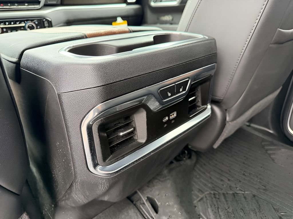 Used 2026 Chevrolet Silverado 1500 High Country w/ Technology Package image 37