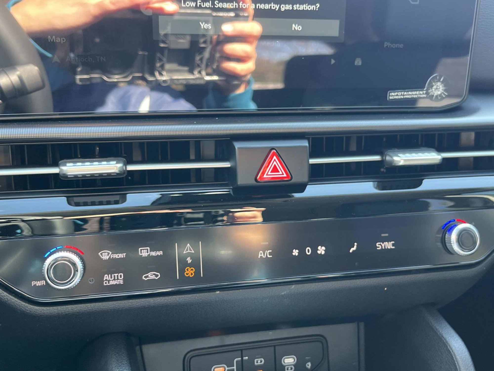 New 2026 Kia Sportage SX AWD/4WD image 32