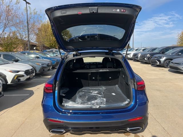 New 2026 Mercedes-Benz GLC 300 4MATIC image 9