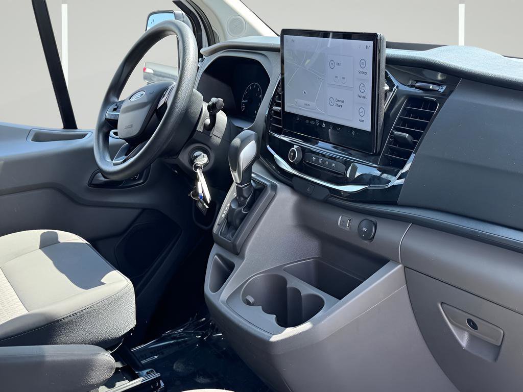 Used 2024 Ford Transit 350 XLT image 11