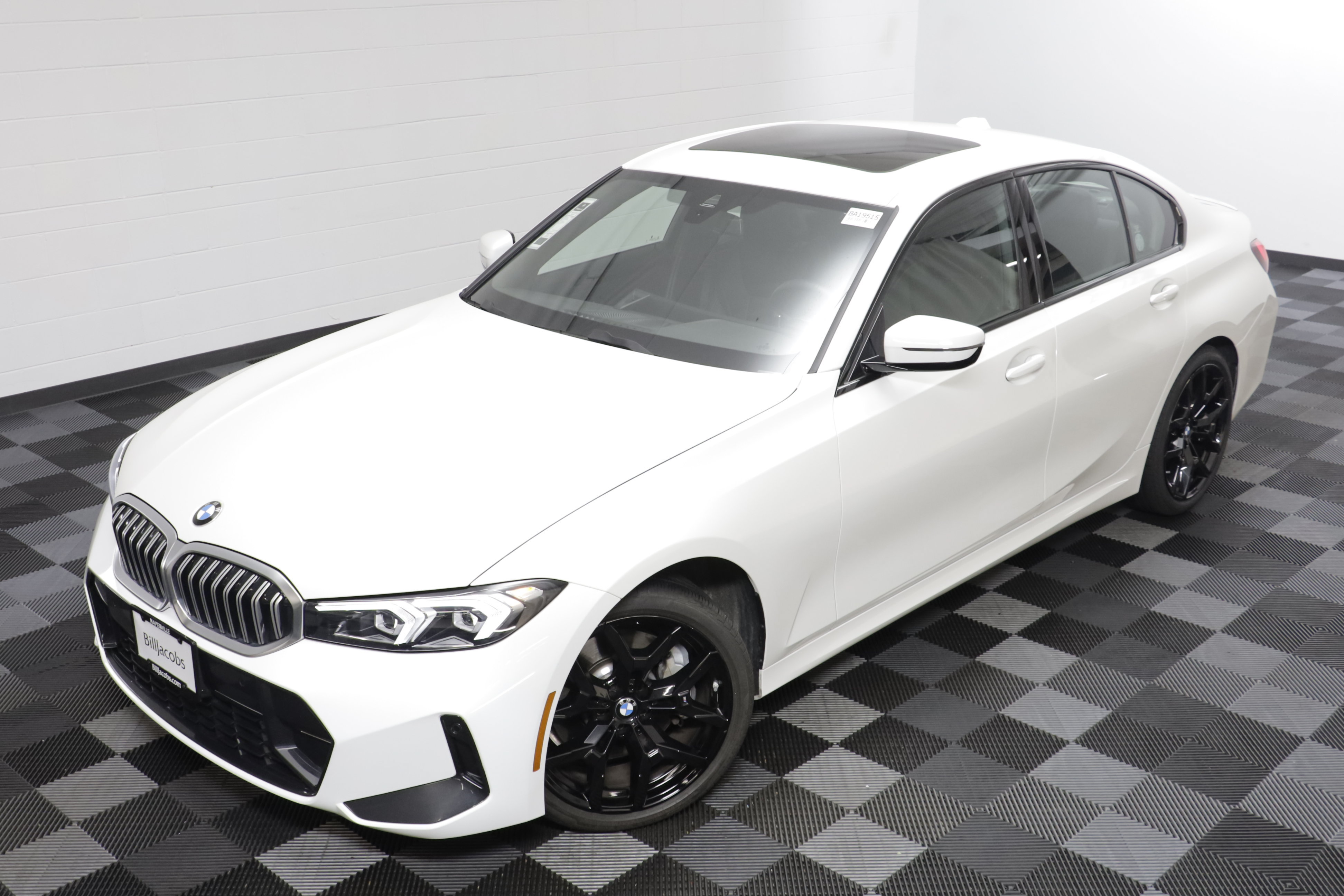 Used 2026 BMW 330i xDrive Sedan AWD/4WD image 2