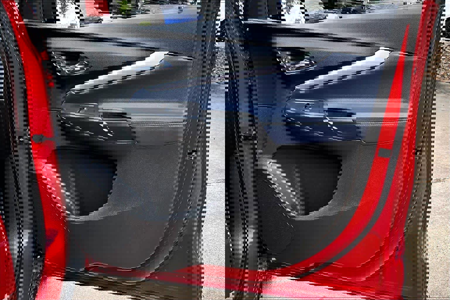 Used 2023 Chevrolet Bolt EUV LT w/ Convenience Package image 21