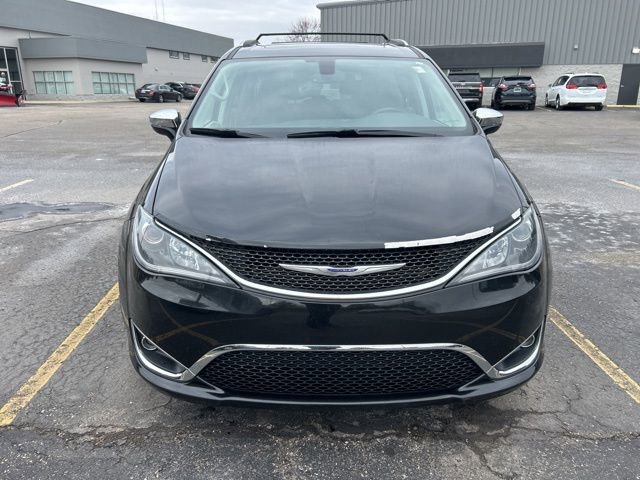 Used 2019 Chrysler Pacifica Limited image 6