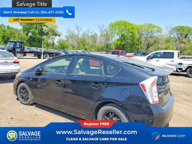 Used 2014 Toyota Prius Two FWD image 3