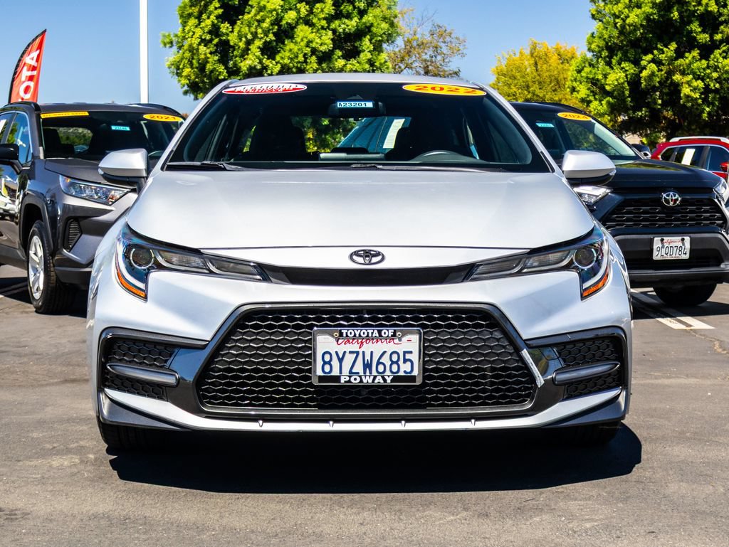 Used 2022 Toyota Corolla SE w/ Carpet Mat Package (TMS) FWD image 2