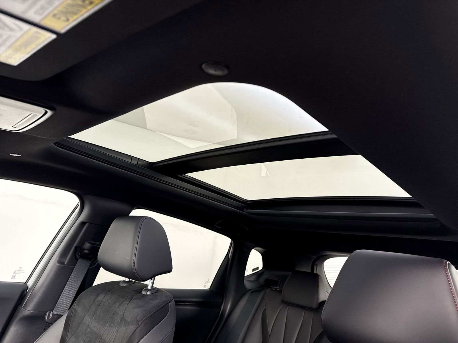 Certified 2025 Acura ADX A-Spec image 18