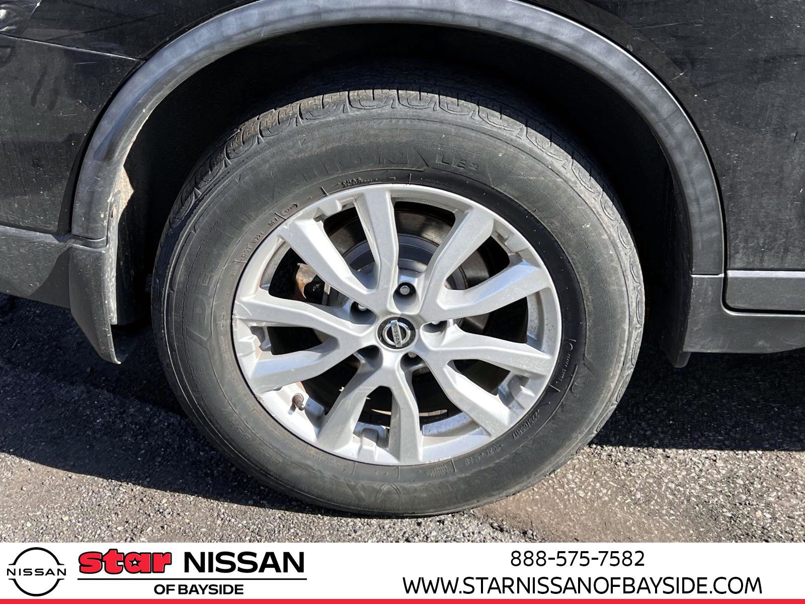 Used 2017 Nissan Rogue SV image 7