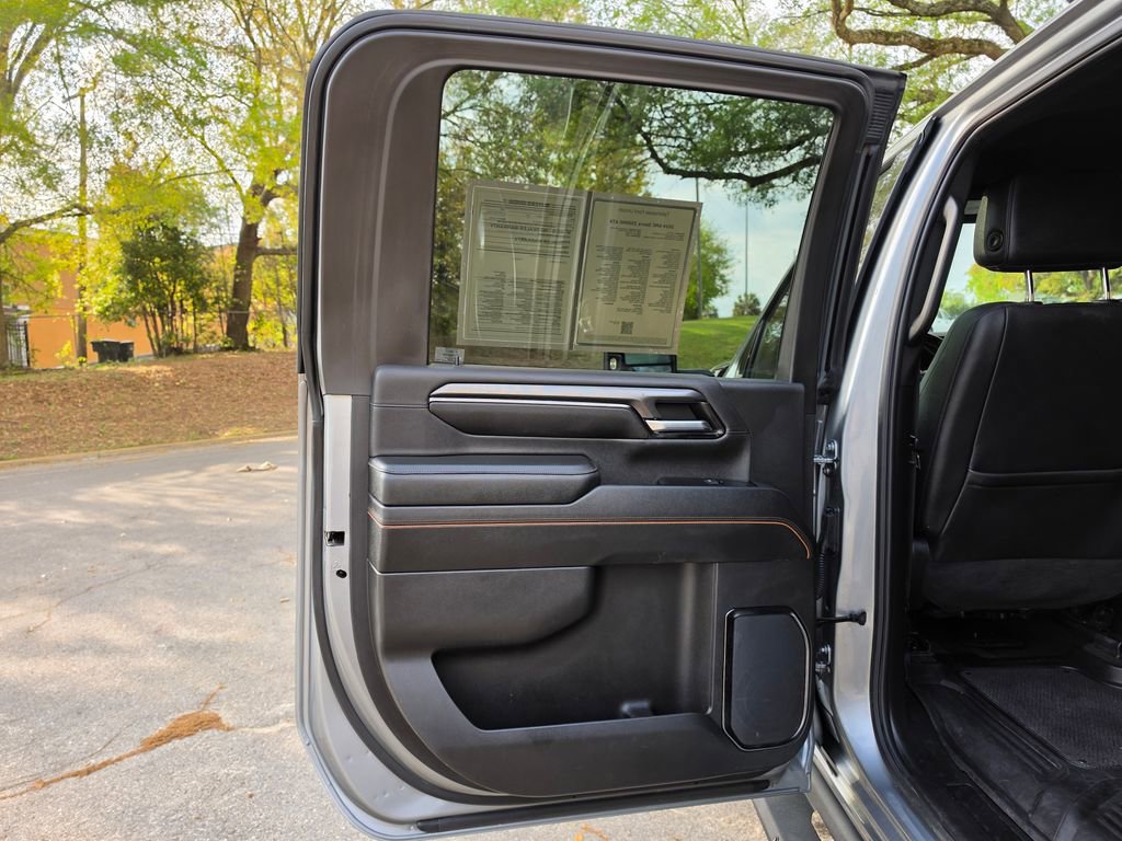 Used 2024 GMC Sierra 2500 AT4 w/ AT4 Preferred Package image 38