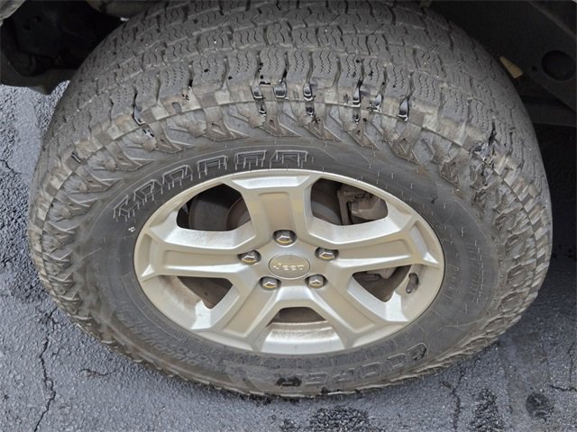 Used 2020 Jeep Wrangler Sport image 11