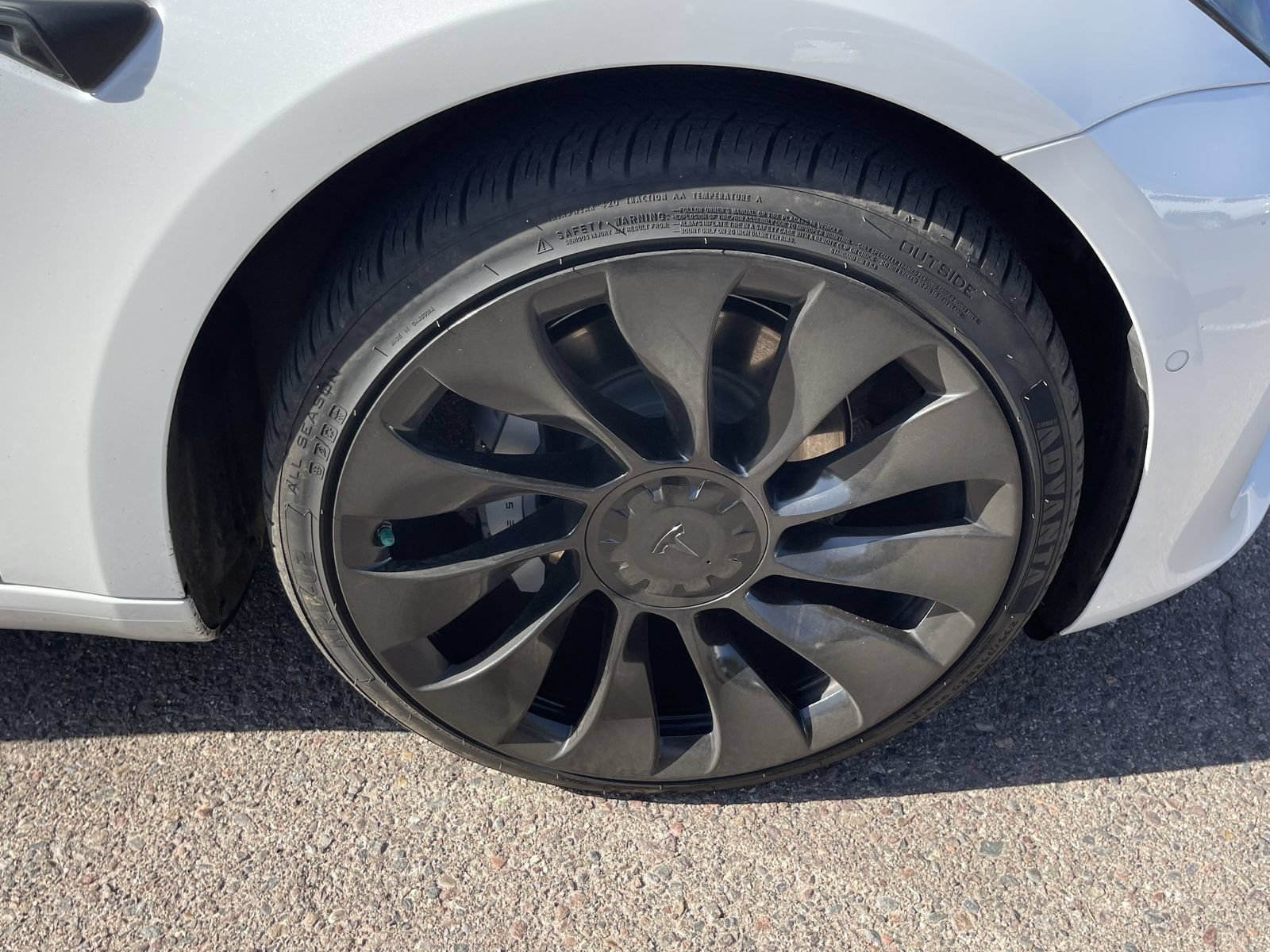 Used 2018 Tesla Model 3 Long Range RWD image 5