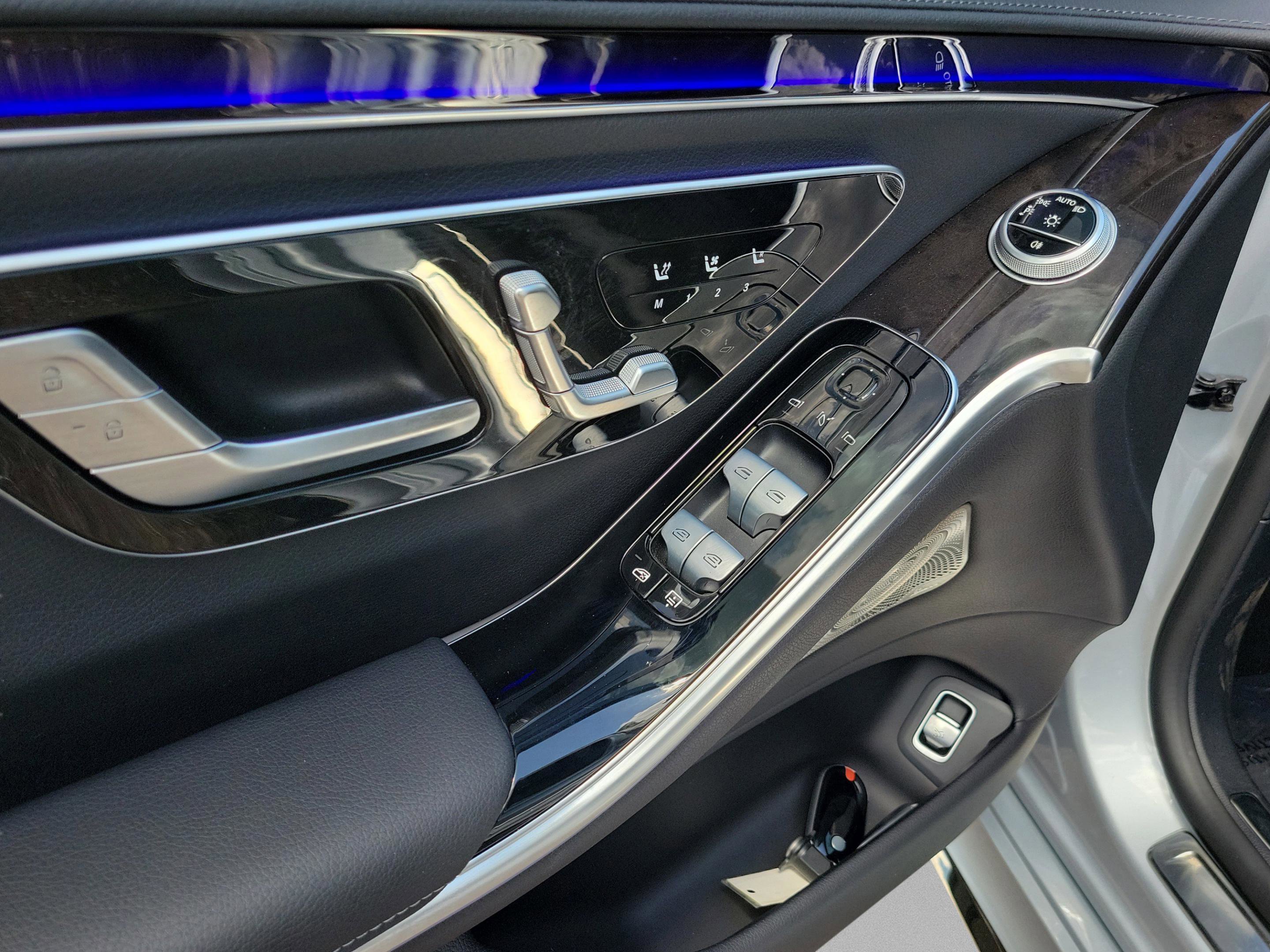 Certified 2023 Mercedes-Benz S 500 4MATIC image 17