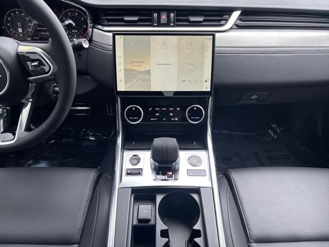 New 2024 Jaguar XF R-Dynamic SE AWD/4WD image 17