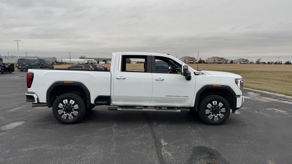 Used 2024 GMC Sierra 2500 Denali w/ Technology Package image 8