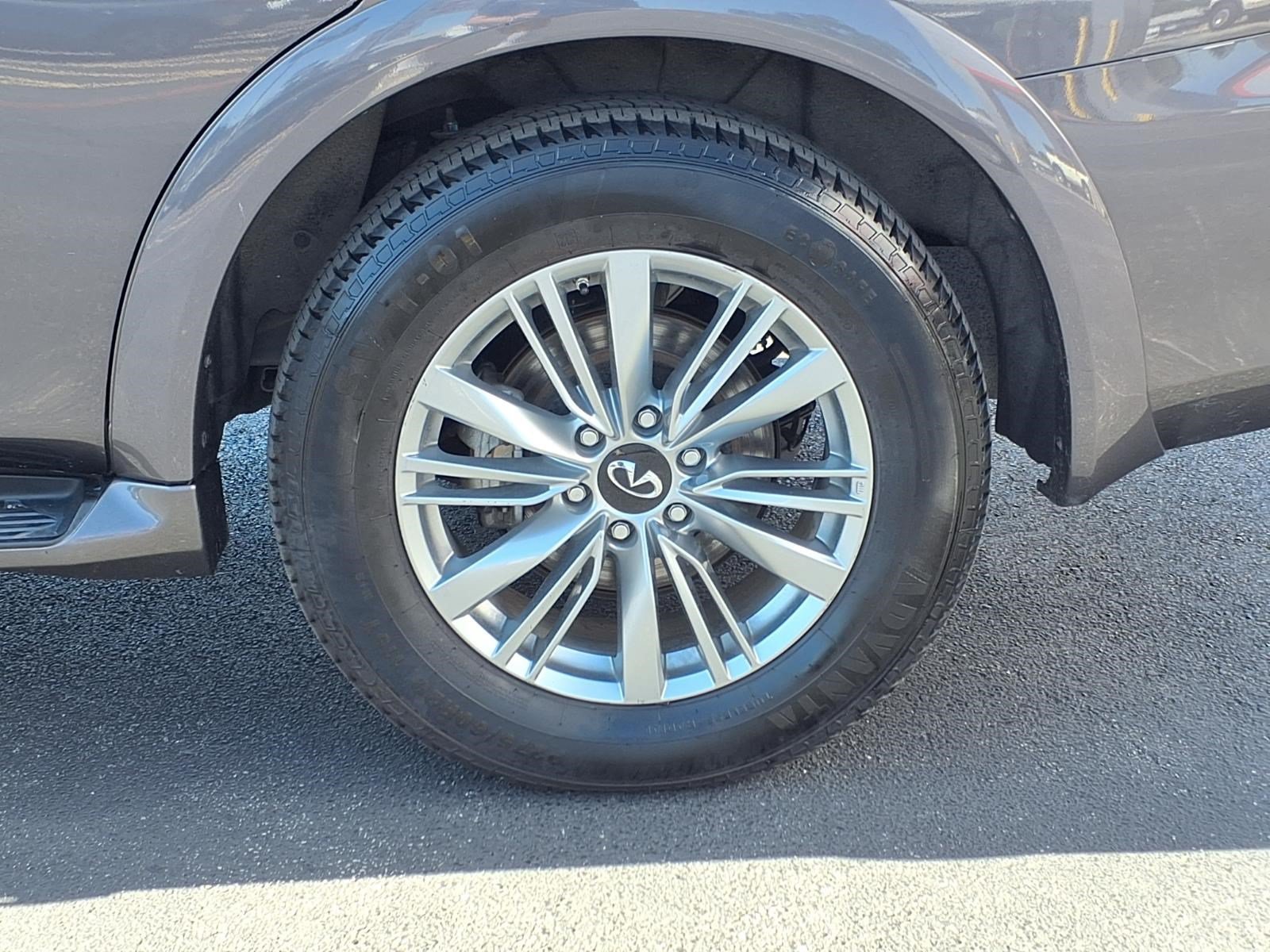 Used 2024 INFINITI QX80 Luxe AWD/4WD image 10