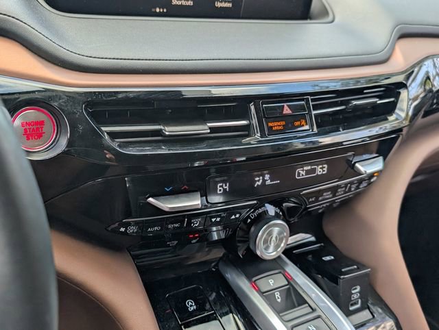 Certified 2024 Acura MDX FWD w/ Technology Package image 27