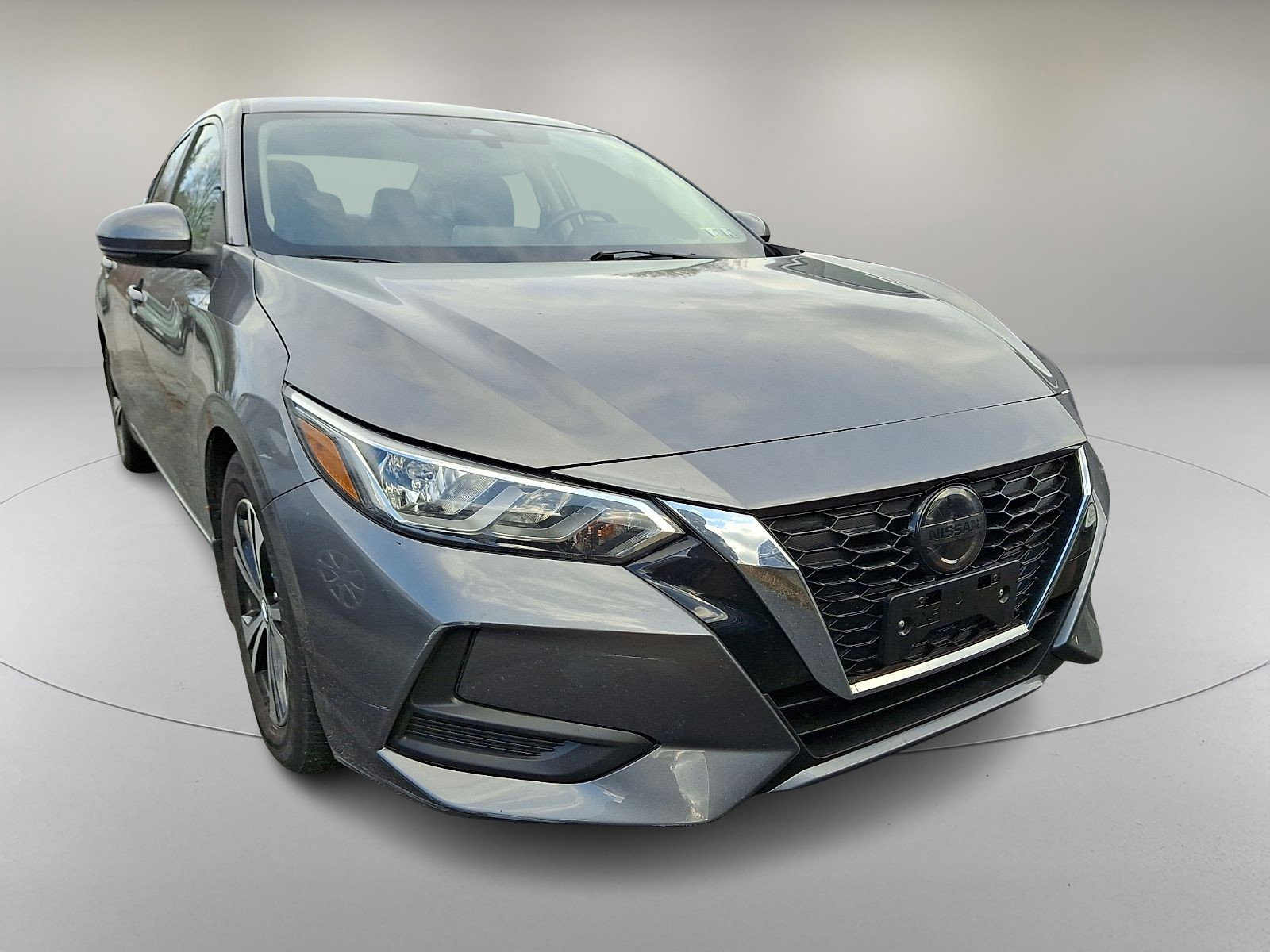 Used 2020 Nissan Sentra SV image 2