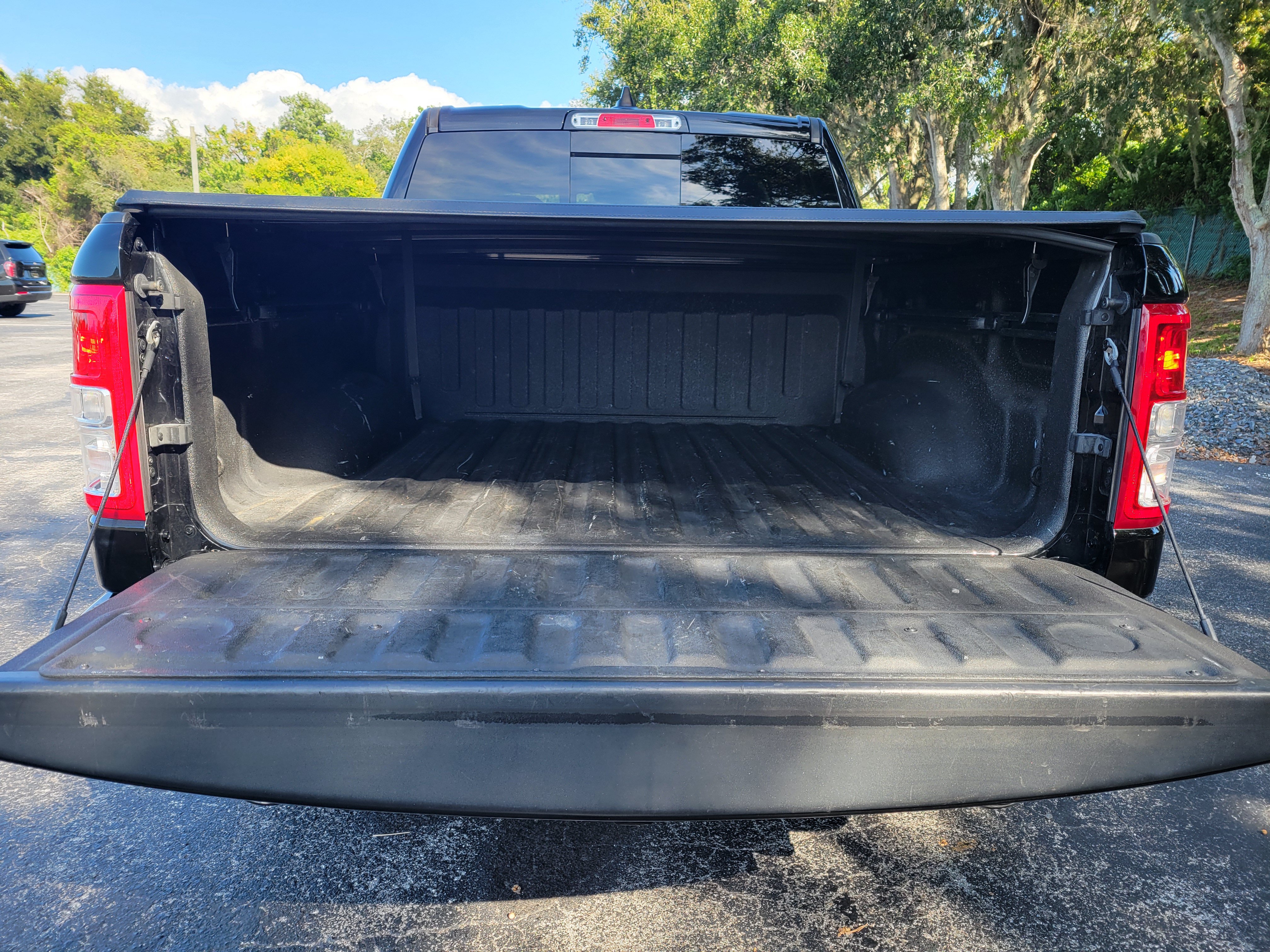 Used 2022 RAM 1500 Big Horn AWD/4WD image 8