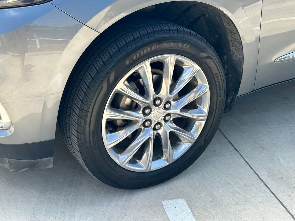 Used 2020 Buick Enclave Essence w/ Sound and Sites Package FWD image 9