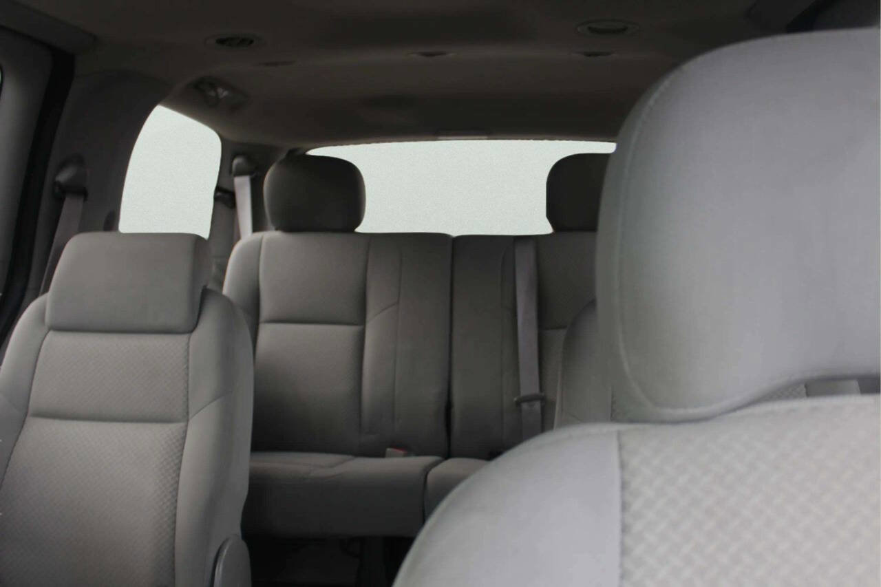 Used 2006 Pontiac Montana SV6 w/ Convenience Package image 6