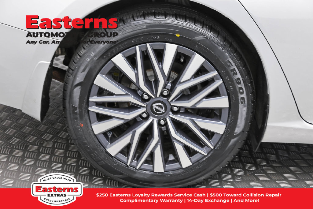 Used 2023 Nissan Altima 2.5 SV FWD image 31