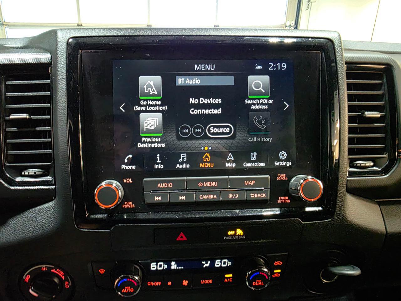 Used 2022 Nissan Frontier PRO-4X w/ Technology Package AWD/4WD image 30