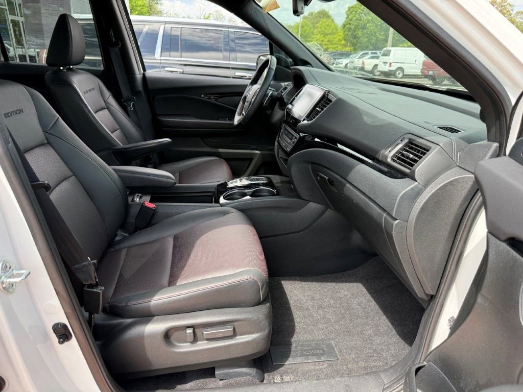 Used 2023 Honda Ridgeline Black Edition image 25