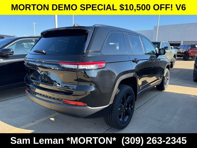 New 2025 Jeep Grand Cherokee Limited w/ Black Appearance Package AWD/4WD image 9