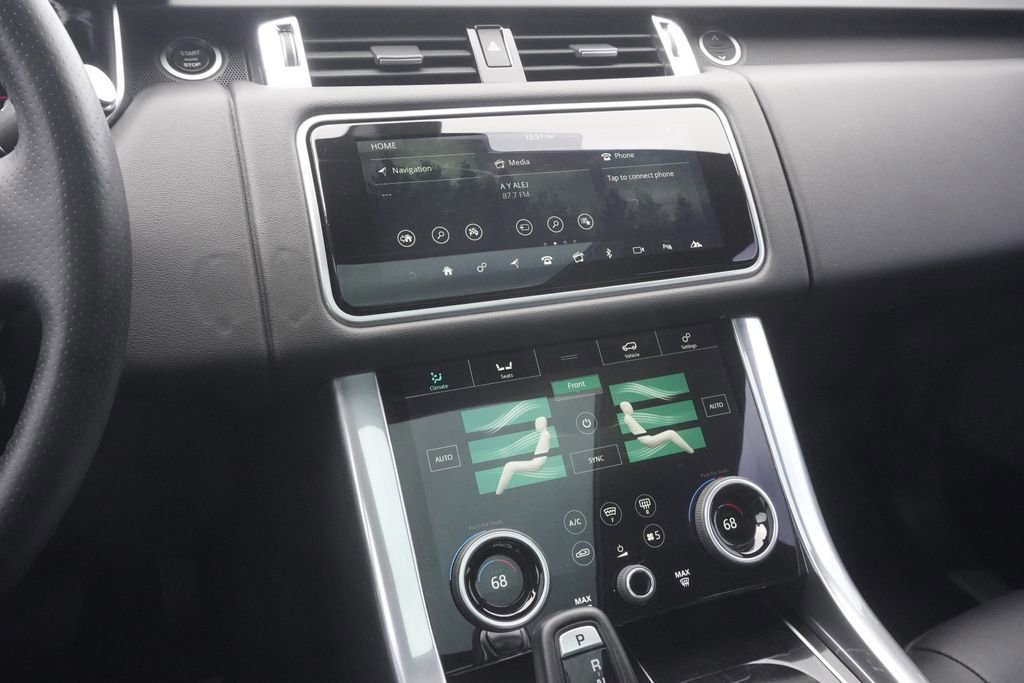 Used 2020 Land Rover Range Rover Sport HSE image 15