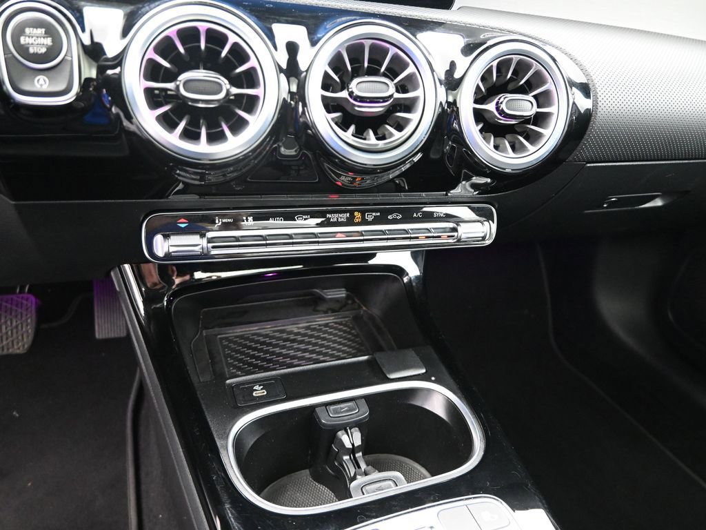 Used 2025 Mercedes-Benz CLA 250 image 20