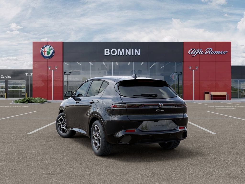 New 2025 Alfa Romeo Tonale AWD/4WD image 3