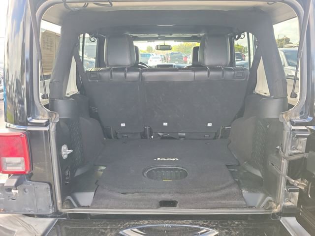 Used 2017 Jeep Wrangler Unlimited Sahara w/ Mopar Chrome Edition Group image 5