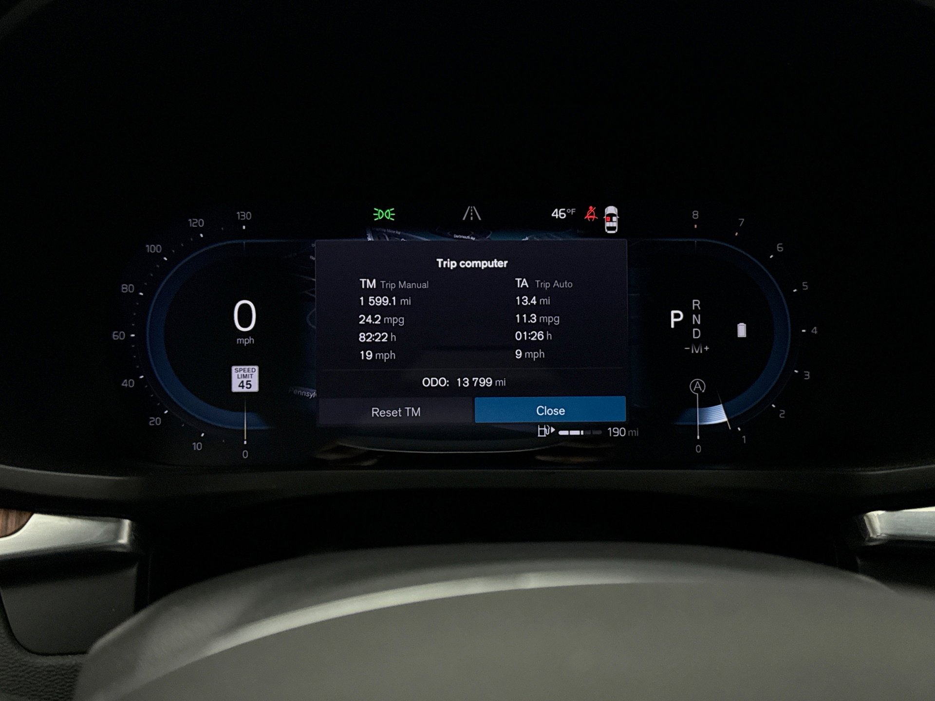 Used 2024 Volvo V60 B5 Cross Country Plus image 13