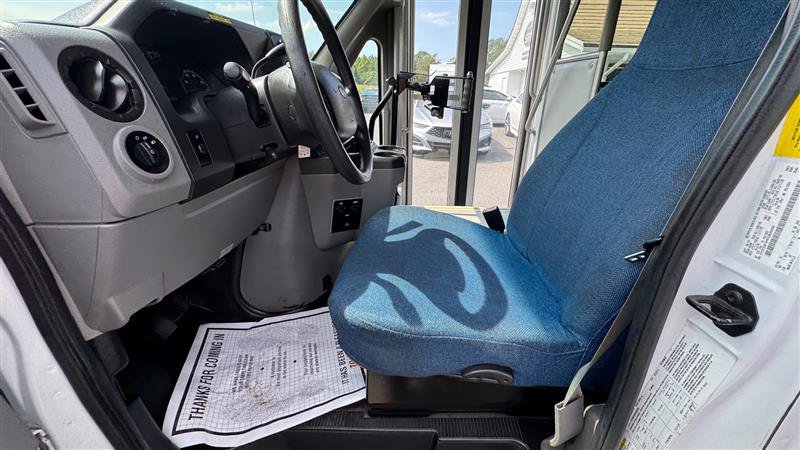 Used 2014 Ford E-450 and Econoline 450 Super Duty w/ Shuttle Bus Prep Package RWD image 39