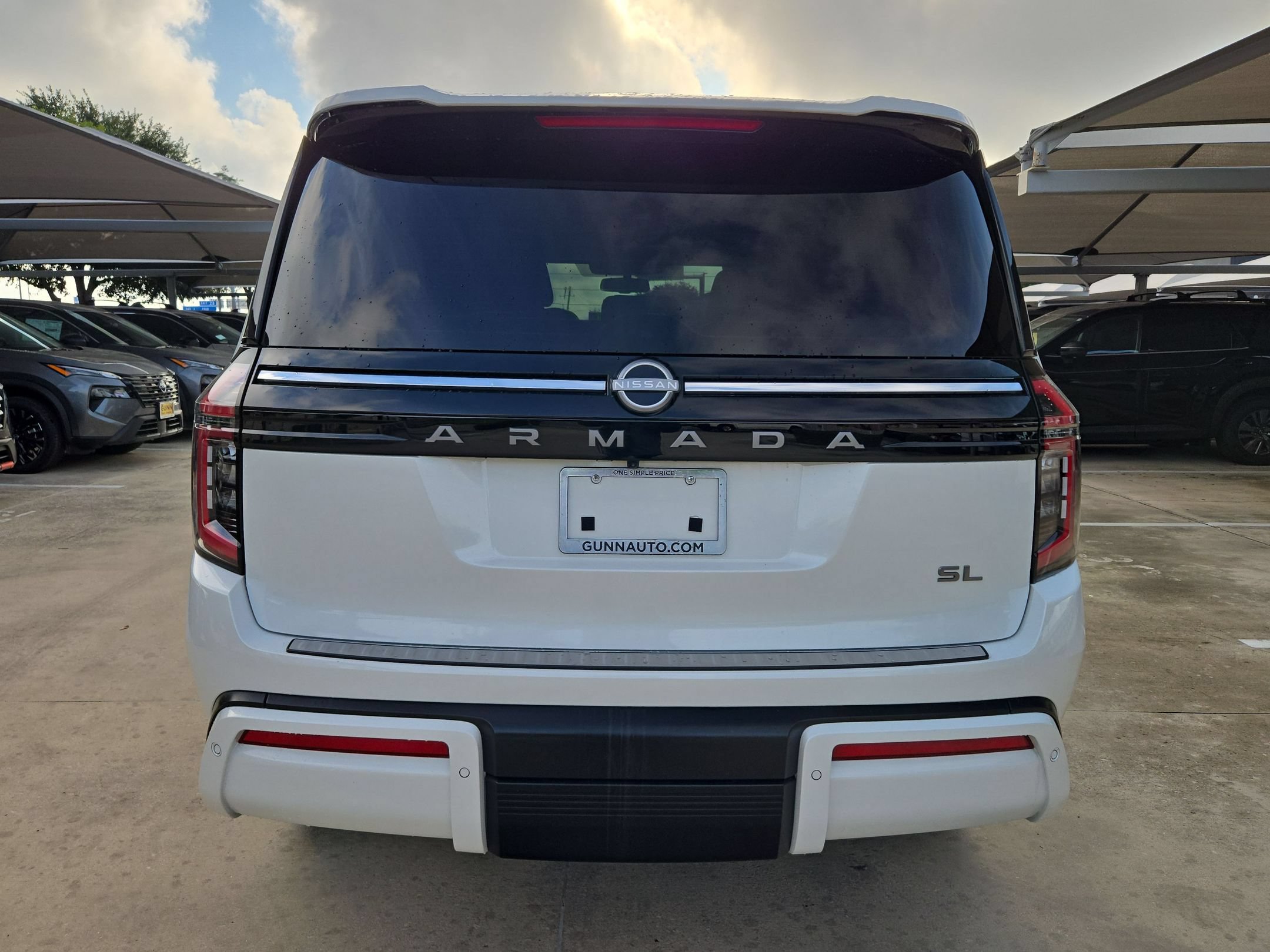 Used 2026 Nissan Armada SL w/ Captain's Chari Seat Package RWD image 4