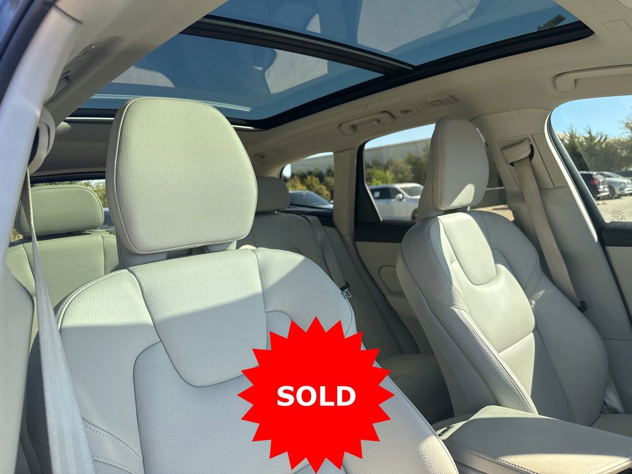 Certified 2024 Volvo XC60 B5 Core w/ Protection Package Premier image 12