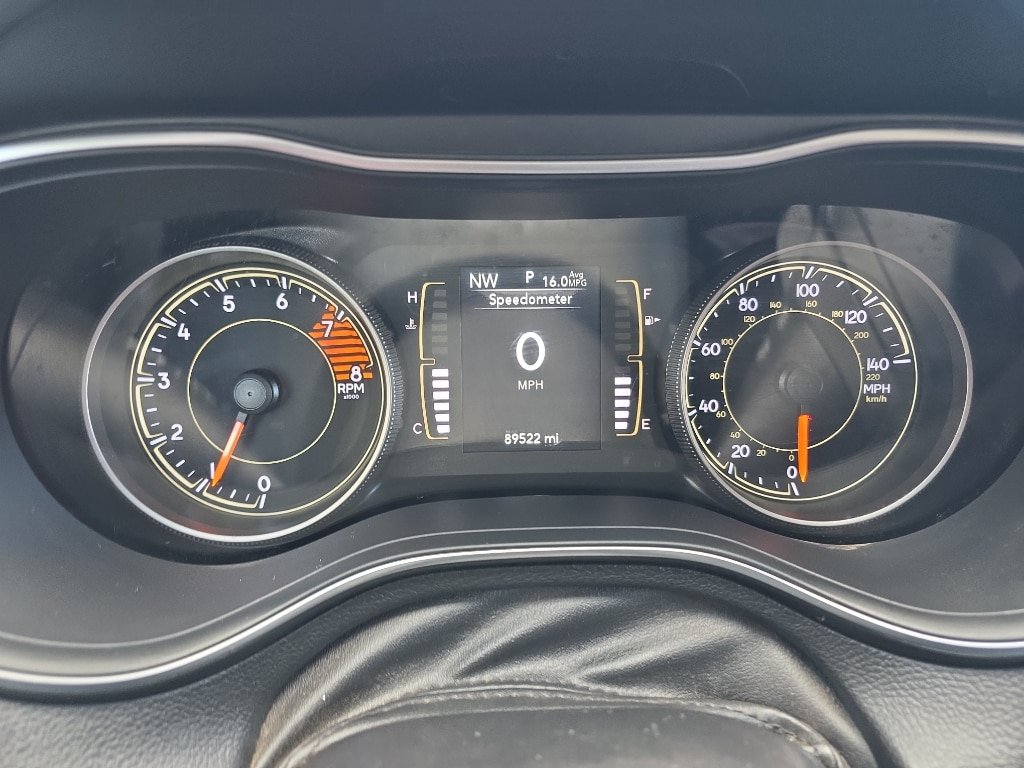 Used 2020 Jeep Cherokee Latitude Plus AWD/4WD image 11
