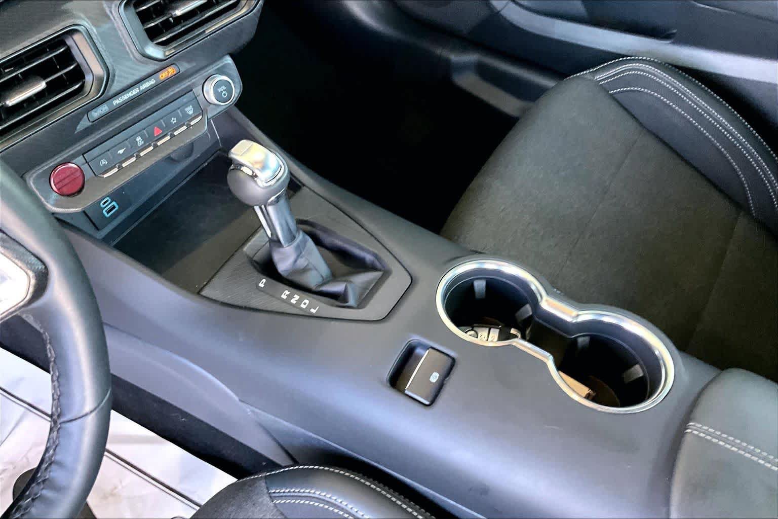 Used 2025 Ford Mustang Coupe RWD image 13