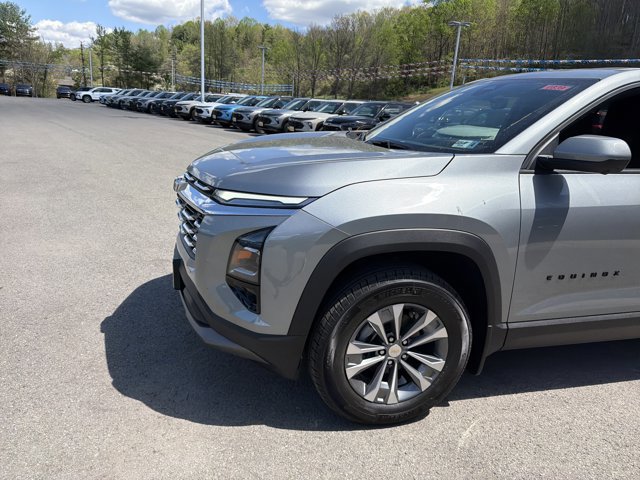 New 2026 Chevrolet Equinox LT w/ Safety and Technology Package image 9