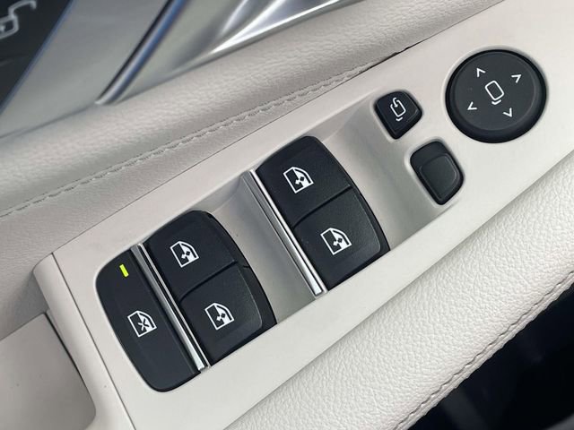 Used 2020 BMW X5 xDrive40i w/ Premium Package AWD/4WD image 18