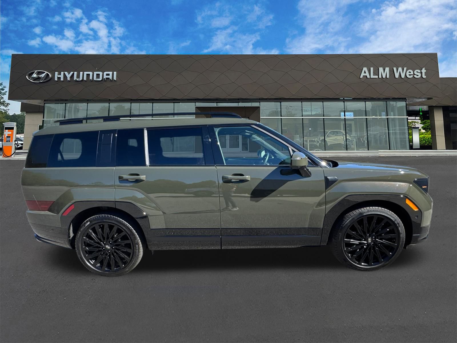 Used 2025 Hyundai Santa Fe Calligraphy image 4