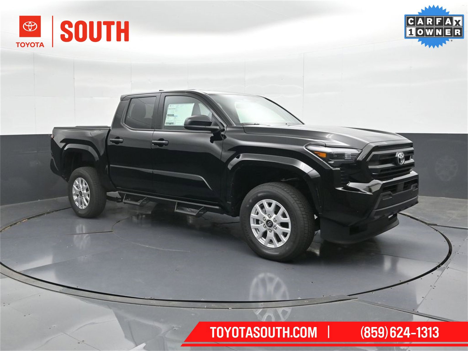 Used 2025 Toyota Tacoma SR w/ SR Upgrade Package image 4