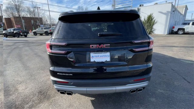 Used 2025 GMC Acadia Elevation image 9