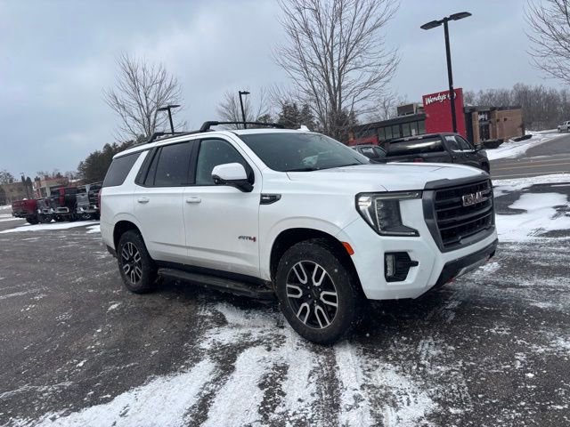 Used 2024 GMC Yukon AT4 w/ Technology Package image 2