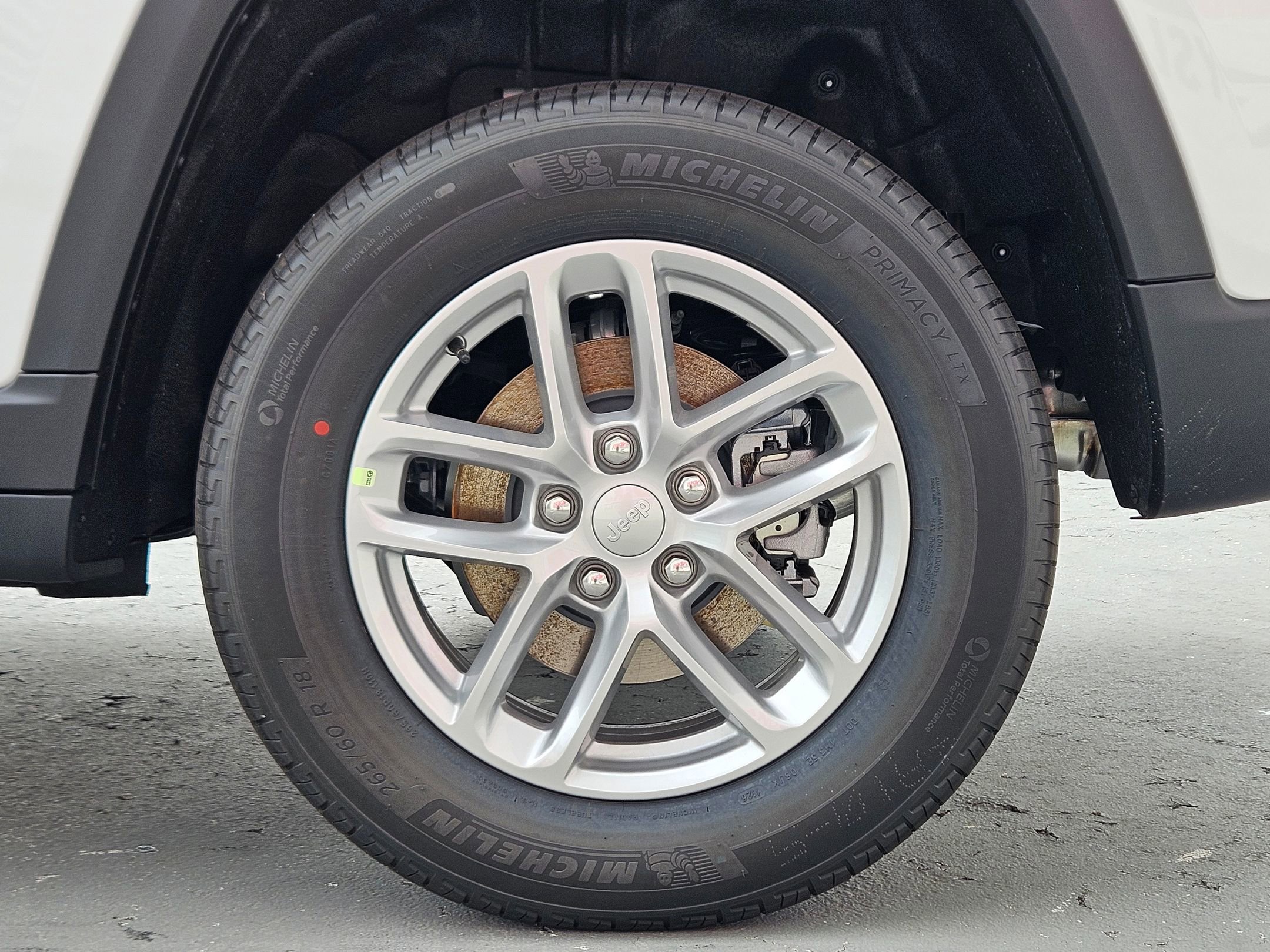 New 2026 Jeep Grand Cherokee Laredo RWD image 25
