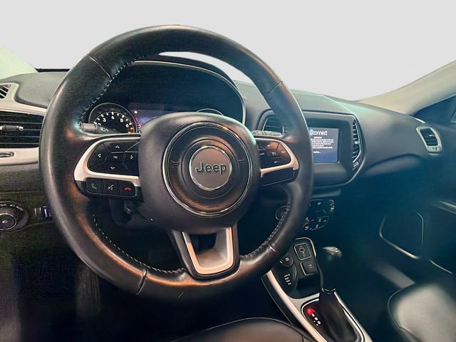 Used 2017 Jeep Compass Latitude w/ Popular Equipment Group image 11