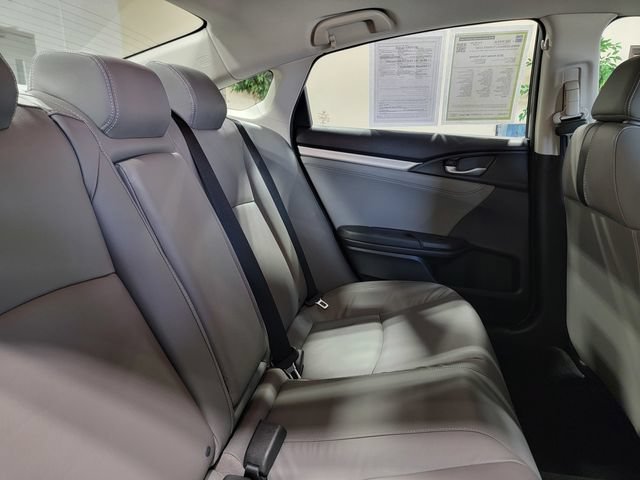 Used 2016 Honda Civic Touring image 15