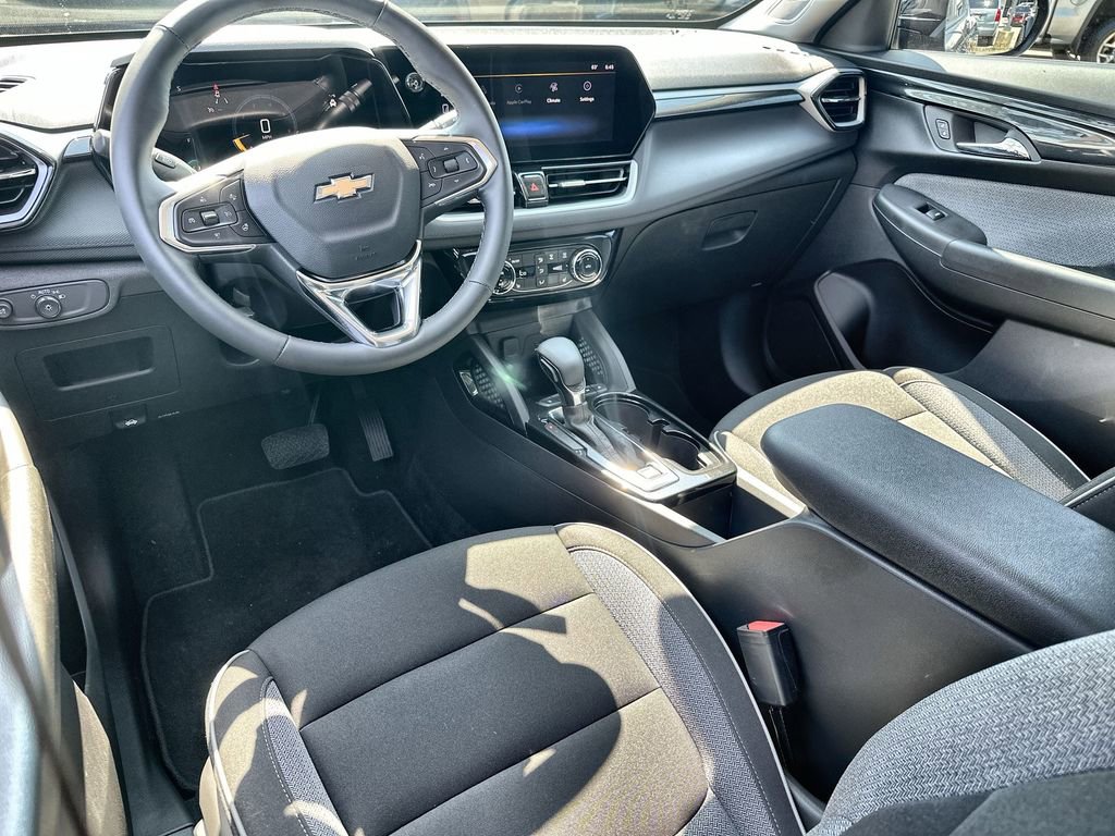 Used 2026 Chevrolet TrailBlazer LT w/ Convenience Package image 20