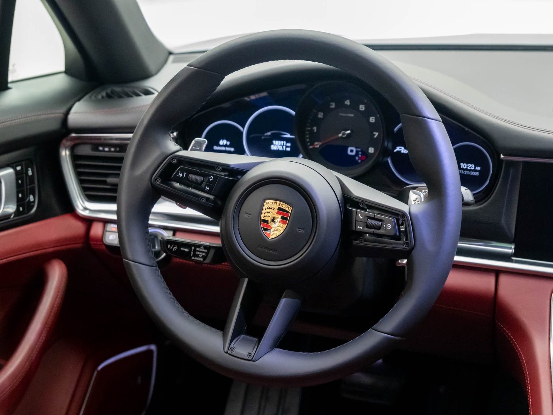 Certified 2022 Porsche Panamera 4 Platinum Edition image 12