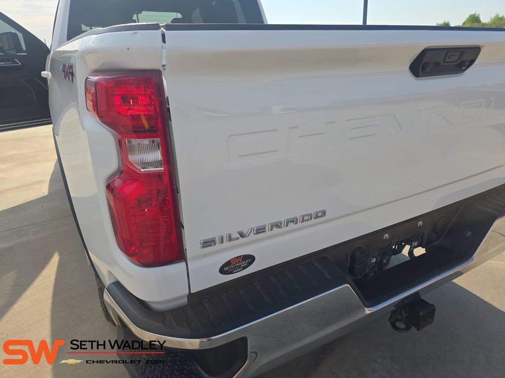 Used 2025 Chevrolet Silverado 2500 LT w/ Convenience Package AWD/4WD image 35